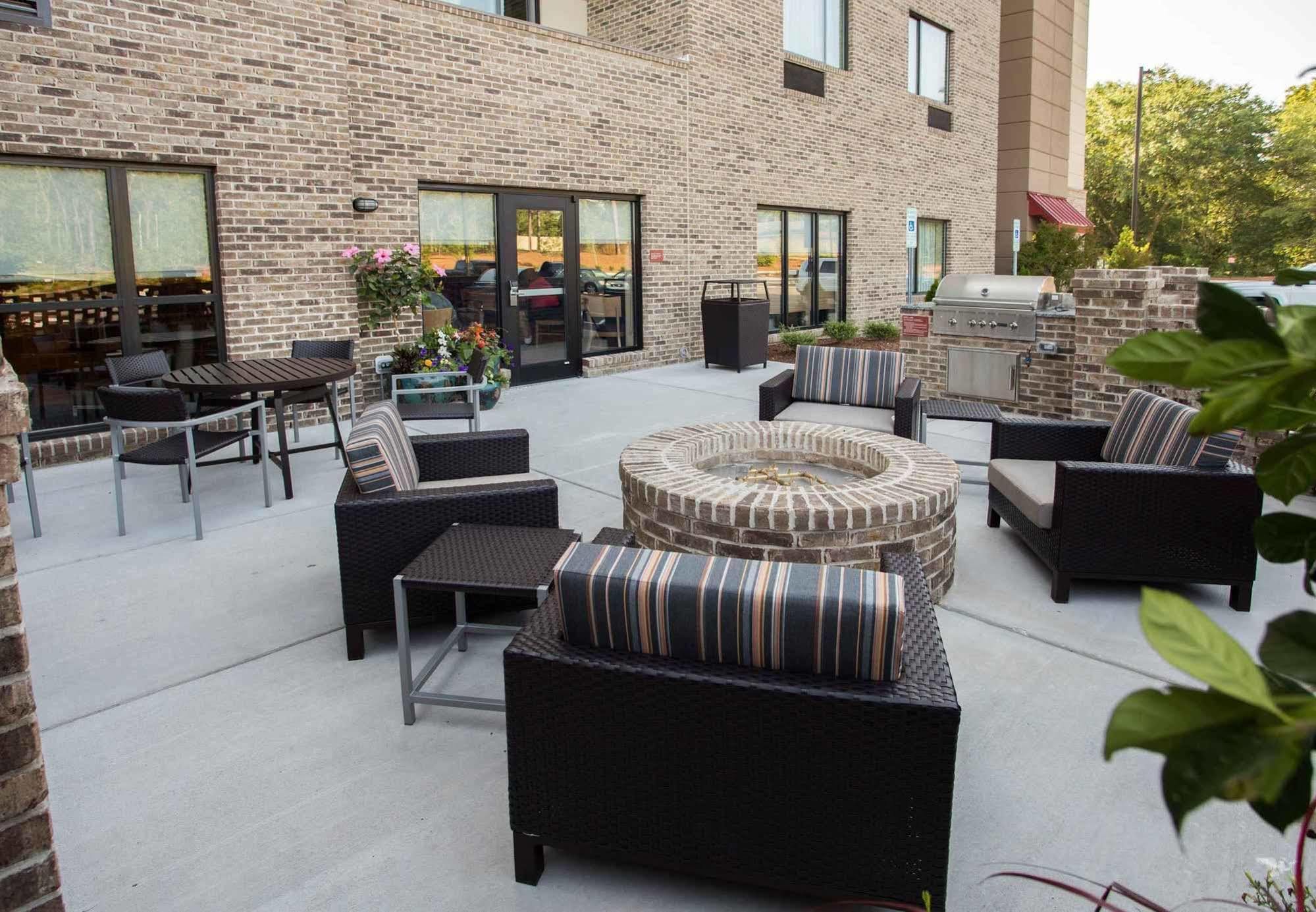 Towneplace Suites By Marriott Southern Pines Aberdeen Exterior photo